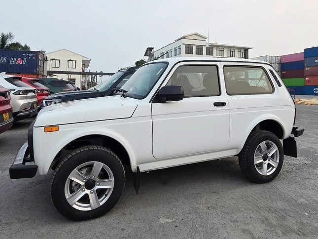 Lada Niva Legend đã có mặt tại Việt Nam. lada-5.jpg