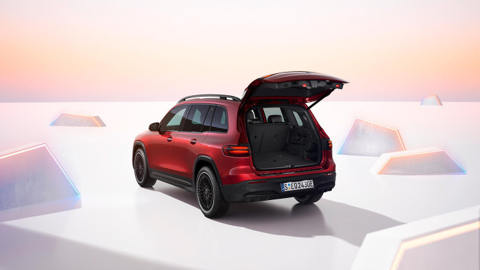 Hướng tới tương lai xanh, Mercedes-Benz và các đối tác sản xuất pin cũng đã giảm tới 30% lượng khí thải 8.jpg