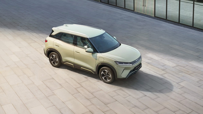 byd-atto-2-tong-quan-3.jpg