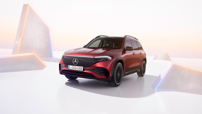 Giá khởi điểm của Mercedes-EQB 250+ từ 2,309 tỷ VNĐ 1.jpg