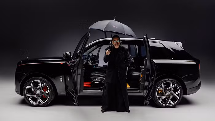 Nghệ sĩ gốc Việt tham gia dự án bespoke cho Rolls-Royce Cullinan Black Badge