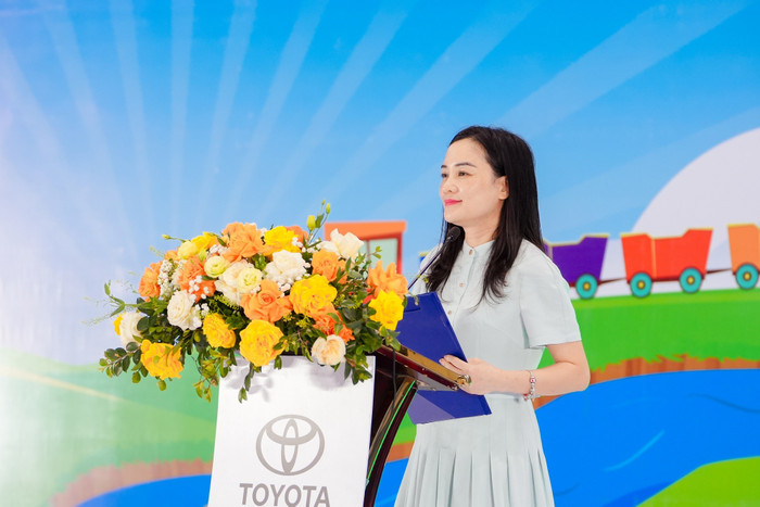 ba-nguyen-thi-thu-huyen-pho-tong-giam-doc-toyota-viet-nam-phat-bieu-tai-buoi-giao-luu.jpg