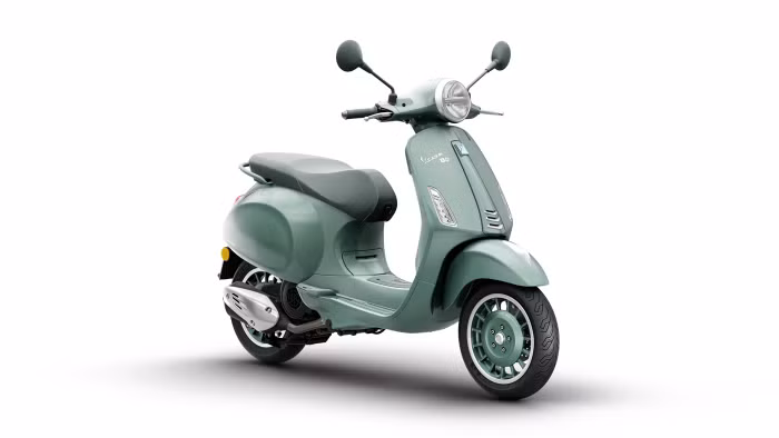 25-vespa-primavera-80th.jpg