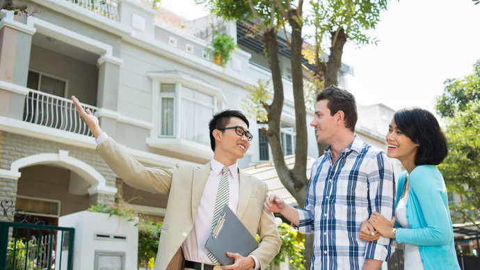 Ngồi trên lửa vì lãi suất vay mua nhà tăng vọt