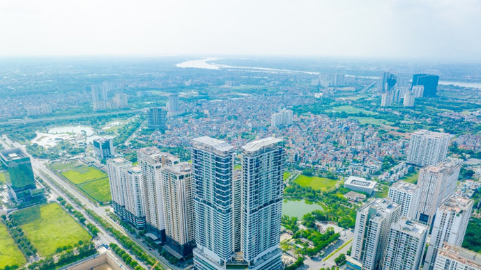 Rầm rập xây khách sạn, trung tâm thương mại, siêu thị, văn phòng ở Tây Hồ Tây 