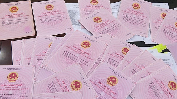 Người dân muốn tách sổ đỏ phải nộp những chi phí nào?