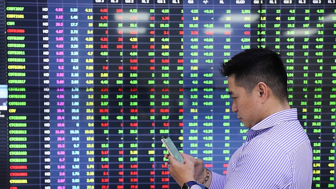 VN-Index giằng co mạnh ở vùng 1.730–1.740, rủi ro quay đầu tăng cao