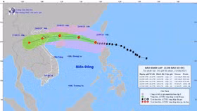 Siêu bão Ragasa có cường độ rất mạnh, phạm vi ảnh hưởng gió mạnh rất rộng, nhiều khả năng bão sẽ ảnh hưởng trực tiếp đến đất liền các tỉnh Bắc Bộ và Bắc Trung Bộ, tuy nhiên diễn biến của bão còn rất phức tạp