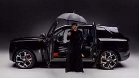 Nghệ sĩ gốc Việt tham gia dự án bespoke cho Rolls-Royce Cullinan Black Badge