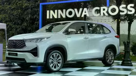 Toyota Innova Cross, “người bảo vệ thầm lặng” cho mọi gia đình