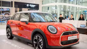 MINI Cooper S mới với thiết kế 5 cửa.