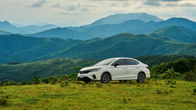 Hàng loạt chương trình ưu đãi "hot" của thị trường ô tô Việt trong tháng 11/2025