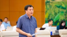 Thứ trưởng Bộ Công Thương Nguyễn Sinh Nhật Tân