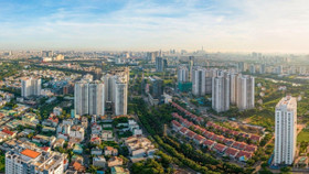 Nguồn cung tăng, vì sao giá bất động sản vẫn leo thang?