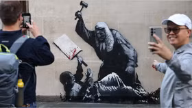 Những Banksy và những Jerkface: Sự ẩn danh “cứu cánh” thế giới nghệ thuật?