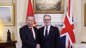 Tổng Bí thư Tô Lâm và Thủ tướng Liên hiệp Vương quốc Anh và Bắc Ireland Keir Starmer