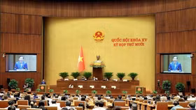 Quang cảnh phiên họp Quốc hội sáng 23/10