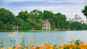 Hà Nội giữ "ngôi vương" ngành du lịch, thu gần 100.000 tỷ đồng trong 9 tháng