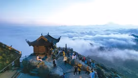 Du lịch tâm linh: Cẩn thận với xu hướng thương mại hoá quá đà