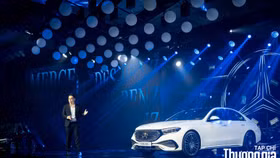Mercedes-Benz E-Class 2025 chính thức ra mắt, giá cao nhất hơn 3,2 tỷ đồng