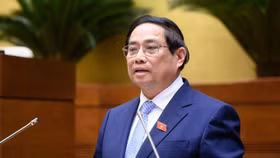 Thủ tướng Phạm Minh Chính báo cáo Quốc hội kết quả phát triển kinh tế xã hội vào sáng ngày 5/5