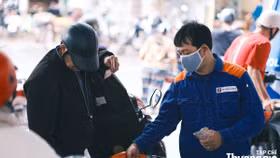 Giá xăng dầu "hạ nhiệt" chiều 25/3, xăng RON 95 rớt khỏi mốc 30.000 đồng