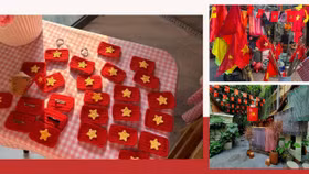 Các vật phẩm kỷ niệm như áo, mũ, nón, móc chìa khoá...in thông điệp yêu nước, hình cờ đỏ sao vàng có lượt mua tăng vọt dịp lễ 30/4