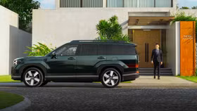 Hyundai Santa Fe Hybrid chính thức bán ra tại Việt Nam, giá chỉ 1,369 tỷ đồng