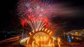 Khám phá những điểm du lịch bắn pháo hoa suốt mùa hè 2025
