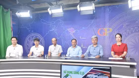 Người dân lo xăng E10 làm tụt ga, hao xăng, chuyên gia nói gì?