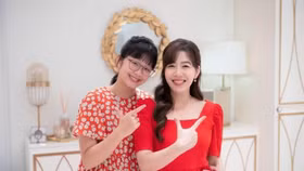 MC Diệp Chi và con gái