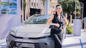Khám phá những điểm nhấn đặc biệt của Toyota Camry HEV 2026