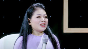  "Nàng thơ" dòng nhạc dân gian Anh Thơ: Có học vị Tiến sĩ, sống giản dị bên các con ở tuổi U50