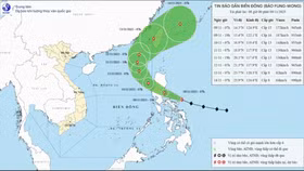 Dự báo đến 13h ngày 10/11, bão Fung-wong trên vùng biển phía Đông khu vực Bắc Biển Đông với sức gió cấp 13, giật cấp 16, di chuyển theo hướng Tây Tây Bắc, tốc độ khoảng 20-25 km/h