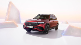 SUV điện hạng sang Mercedes-EQB 250+ có phiên bản mới,