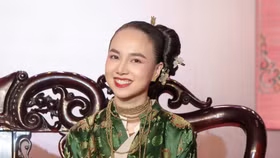 Nhan sắc một trong tứ đại mỹ nhân màn ảnh Việt, hạnh phúc viên mãn bên đạo diễn trăm tỷ Victor Vũ