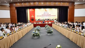 Quang cảnh hội nghị