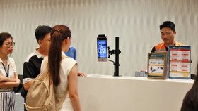 Hành khách làm thủ tục check-in. Ảnh minh họa