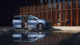 "Du thuyền trên cạn" BYD M9 chính thức bán tại Việt Nam, cao nhất lên tới 2,388 tỷ đồng