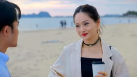 Diễn viên Lan Phương trong phim Gió ngang khoảng trời xanh