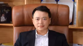 Shark Bình bị khởi tố, bắt tạm giam