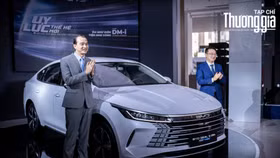 BYD Seal 5 PHEV chỉ 696 triệu, "phá đảo" giá phân khúc sedan cỡ C