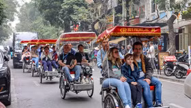 Làm sao để du khách đến Việt Nam “mở hầu bao” nhiều hơn?