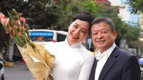 Cặp đôi gắn bó viên mãn sau hàng chục năm bên nhau