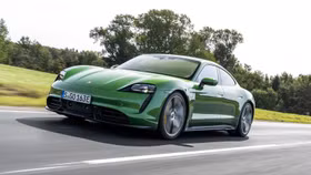 Giải mã hiện tượng quãng đường di chuyển của xe điện ngắn hơn khi đi cao tốc