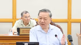 Tổng Bí thư Tô Lâm nhấn mạnh, tiếp tục thống nhất chủ trương sắp xếp đơn vị hành chính cấp tỉnh, đồng thời thực hiện hợp nhất, sáp nhập đơn vị hành chính cấp xã với những địa phương chuẩn bị kỹ lưỡng, chu đáo, đầy đủ các điều kiện cần thiết