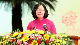 Ủy viên Bộ Chính trị, Bí thư Thành ủy Hà Nội Bùi Thị Minh Hoài