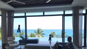 Khám phá biệt thự ven biển, rộng như resort của ca sĩ Thu Minh ở Nha Trang