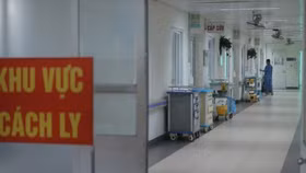 Bộ Y tế khuyến cáo người dân có biểu hiện sốt, ho, khó thở thì phải đến ngay cơ sở y tế nơi gần nhất để được kiểm tra, theo dõi và xử lý kịp thời