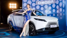Omoda & Jaecoo Việt Nam hé lộ giá mở bán Omoda C7
